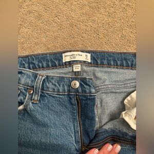 Abercrombie curve love baggy low rise jeans